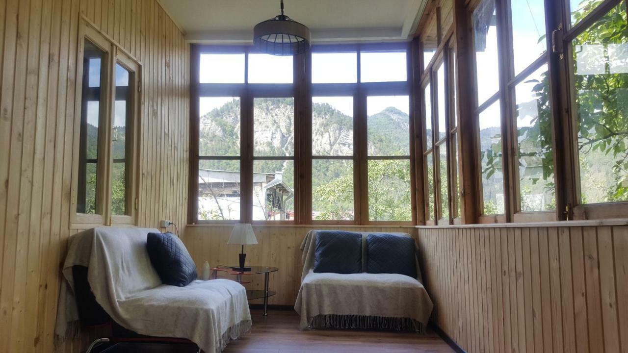 Hillside Orbeliani Residence 博尔若米 外观 照片